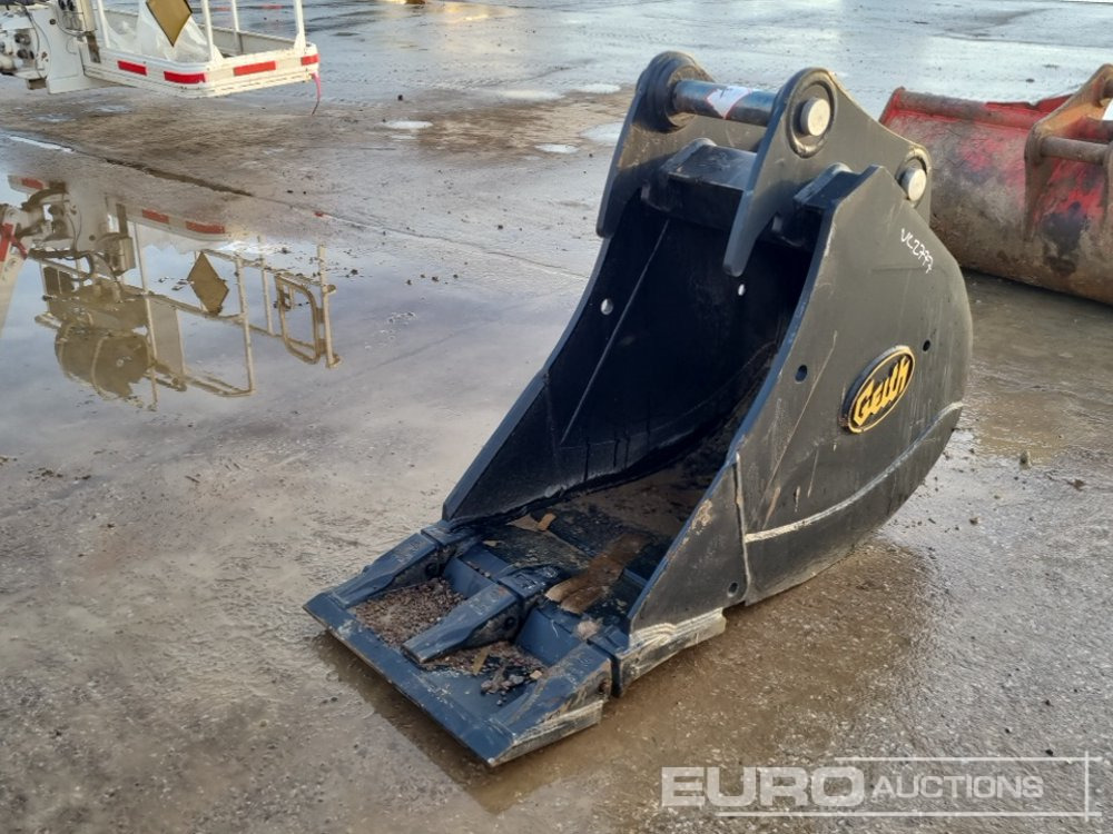 Unused Geith 24" Digging Bucket 65mm Pin to suit 13 Ton Excavator - Bucket: picture 1 Unused Geith 24" Digging Bucket 65mm Pin to suit 13 Ton Excavator - Bucket: picture 1