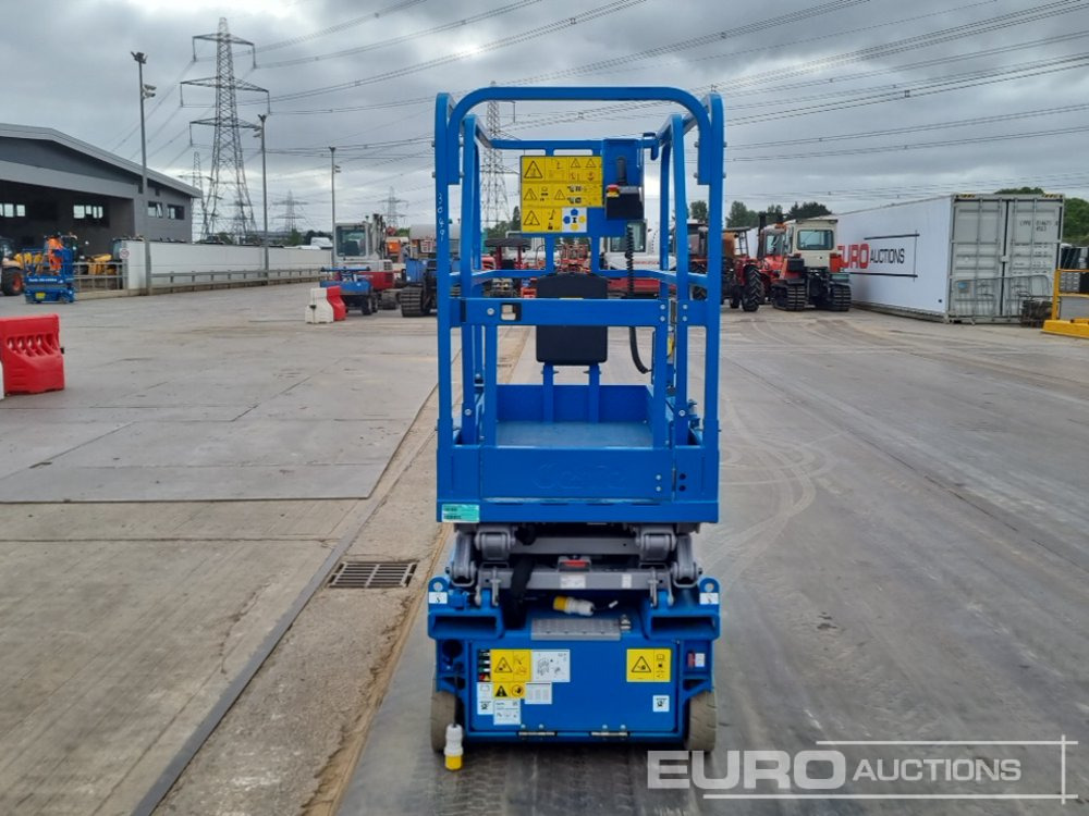 Unused Genie GS1432M - Aerial platform: picture 4 Unused Genie GS1432M - Aerial platform: picture 4