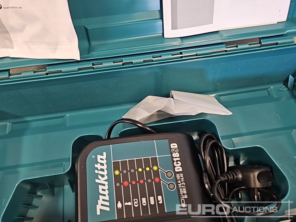 Workshop equipment Unused Makita DHP453 18V LXT Combi Dril, Makita DTD152 18V LXT Impact Driver, Battery, Charger, Bit Set: picture 12 Workshop equipment Unused Makita DHP453 18V LXT Combi Dril, Makita DTD152 18V LXT Impact Driver, Battery, Charger, Bit Set: picture 12