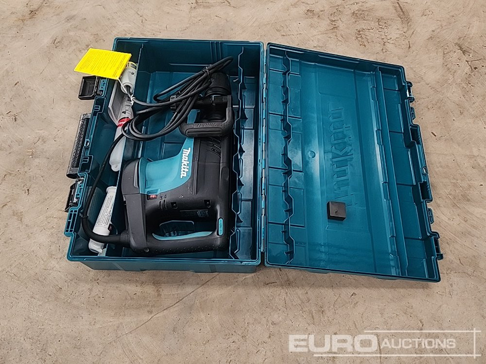 Unused Makita HM1203C Demolition Hammer 110V - Construction equipment: picture 2 Unused Makita HM1203C Demolition Hammer 110V - Construction equipment: picture 2