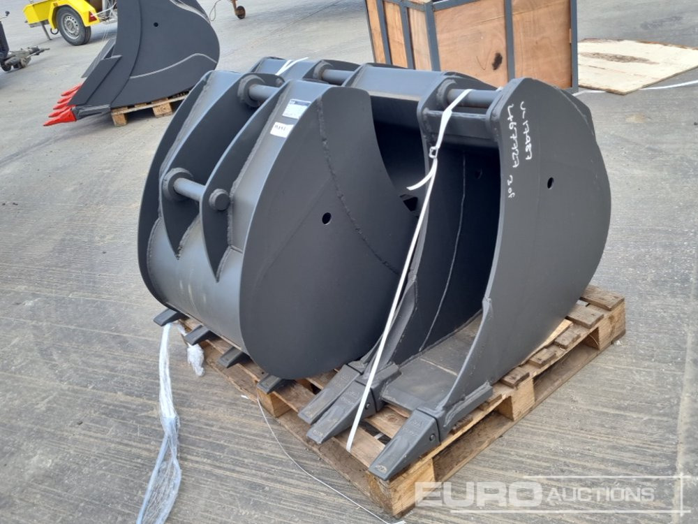 Unused Miller 36", 24", 12" Scoop Bucket 45mm Pin to suit 4-6 Ton Excavator - Bucket: picture 1 Unused Miller 36", 24", 12" Scoop Bucket 45mm Pin to suit 4-6 Ton Excavator - Bucket: picture 1
