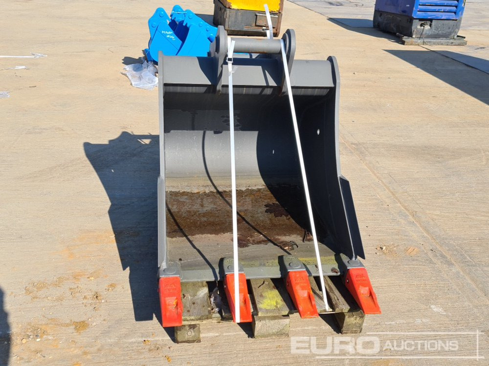 Unused Miller 36" Digging Bucket 65mm Pin to suit 13 Ton Excavator - Bucket: picture 2 Unused Miller 36" Digging Bucket 65mm Pin to suit 13 Ton Excavator - Bucket: picture 2