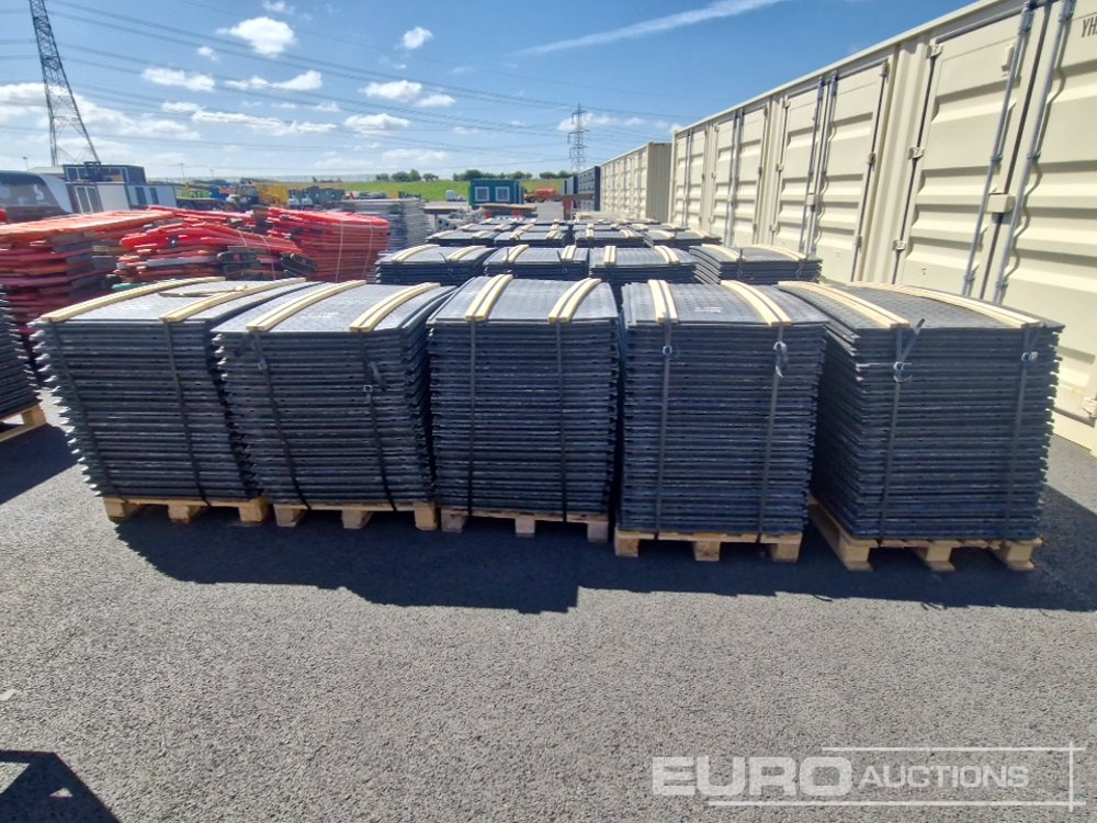 Unused Pallet of Rubber Road Plates (5 of) - Connectable - Construction equipment: picture 2 Unused Pallet of Rubber Road Plates (5 of) - Connectable - Construction equipment: picture 2