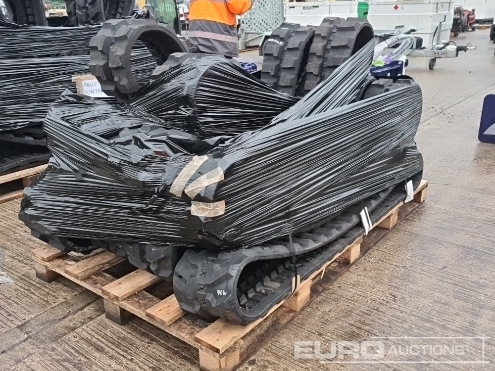 Unused Pallet of Rubber Tracks to suit Mini Excavator - Track for Construction machinery: picture 1 Unused Pallet of Rubber Tracks to suit Mini Excavator - Track for Construction machinery: picture 1