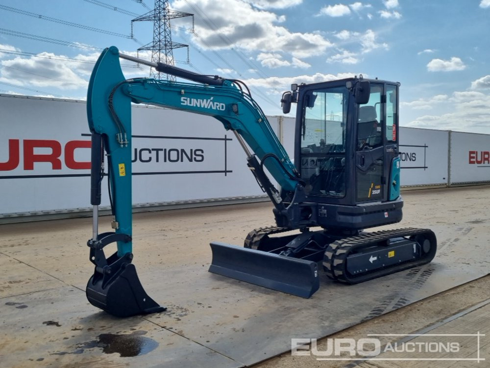 Unused Sunward SWE35UF - Mini excavator: picture 1 Unused Sunward SWE35UF - Mini excavator: picture 1