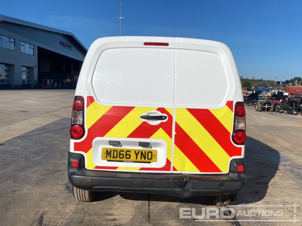 2017 Peugeot Partner - Van: picture 4 2017 Peugeot Partner - Van: picture 4