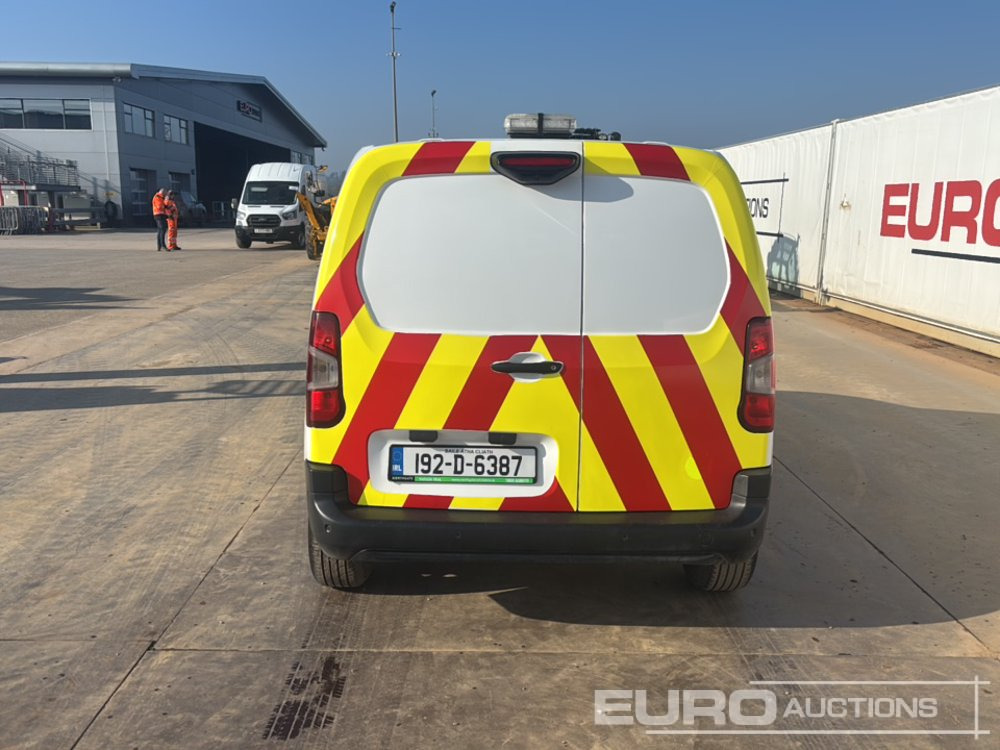 2019 Peugeot Partner - Van: picture 4 2019 Peugeot Partner - Van: picture 4