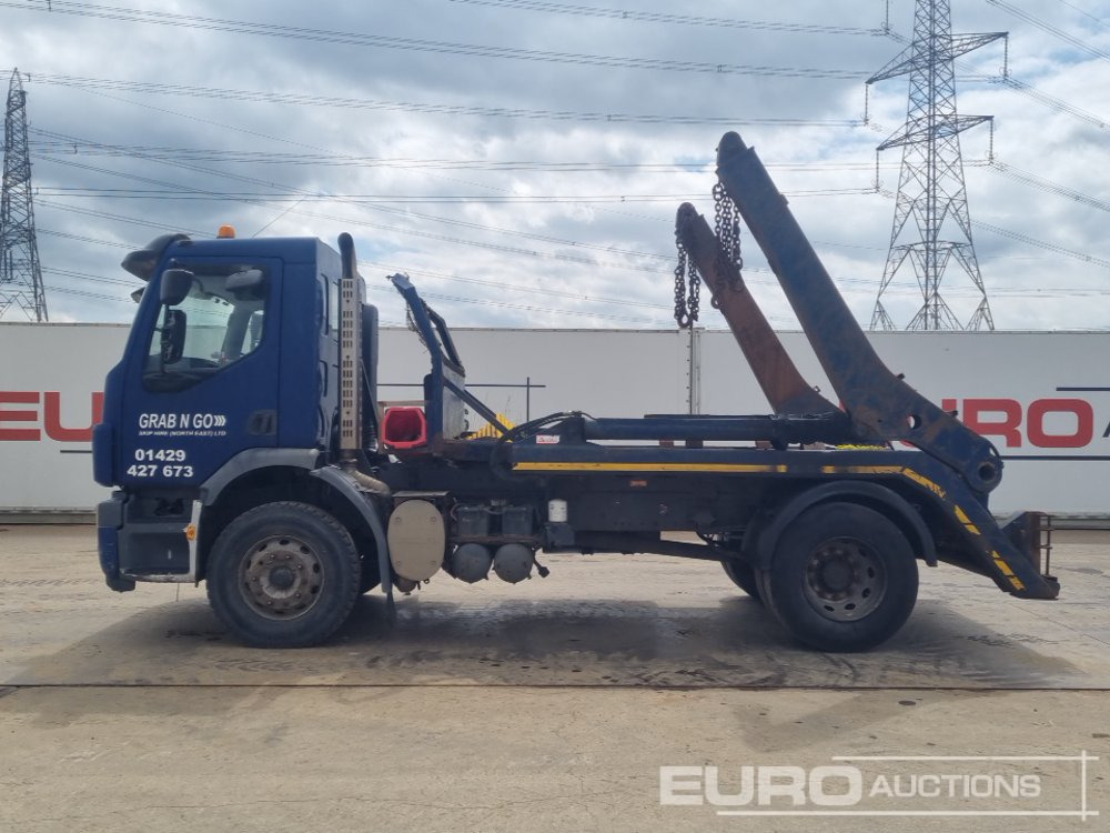 Volvo 4x2 Skip Loader Lorry, Extendable Arms, Manual Gearbox (Reg. Docs. & Plating Certificate Available) - Skip loader truck: picture 2 Volvo 4x2 Skip Loader Lorry, Extendable Arms, Manual Gearbox (Reg. Docs. & Plating Certificate Available) - Skip loader truck: picture 2