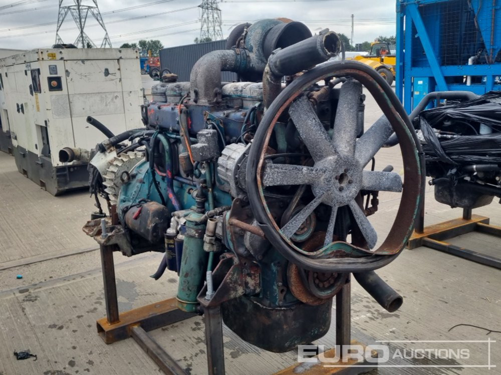 Volvo 6 Cylinder Engine, Pump - Engine: picture 3 Volvo 6 Cylinder Engine, Pump - Engine: picture 3