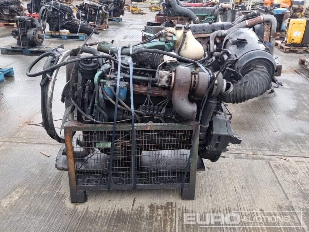 Volvo 6 Cylinder Engine - Engine: picture 2 Volvo 6 Cylinder Engine - Engine: picture 2