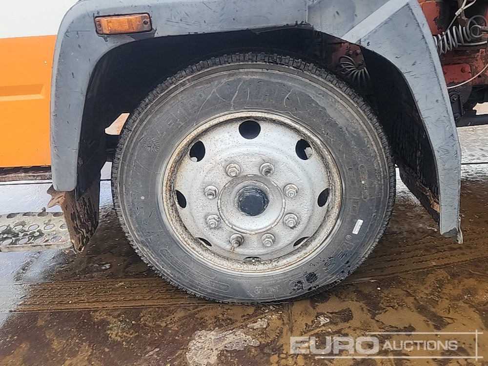 Volvo FL6 14 - Tank truck: picture 5 Volvo FL6 14 - Tank truck: picture 5