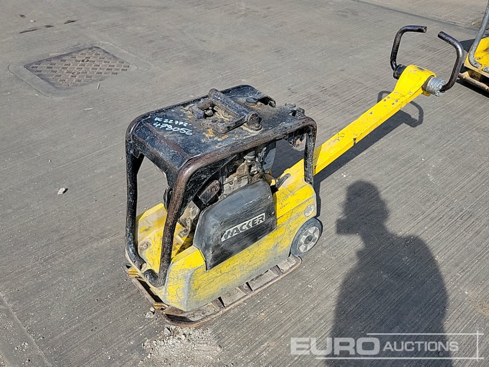 Wacker Neuson Diesel Compaction Plate - Asphalt machine: picture 1 Wacker Neuson Diesel Compaction Plate - Asphalt machine: picture 1