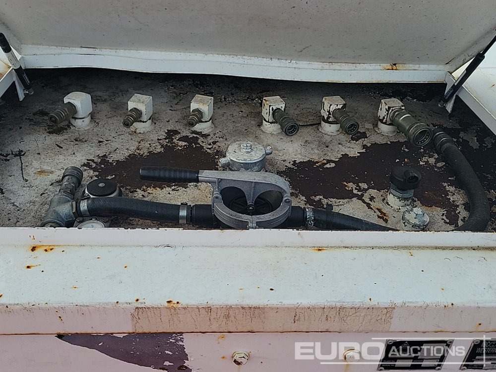 Storage tank Western 30TCEX: picture 9 Storage tank Western 30TCEX: picture 9