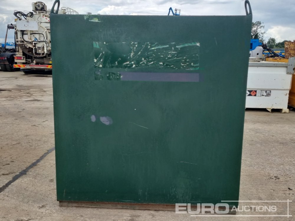 Western 5000 Litre Static Bunded Fuel Bowser, Electric Pump, Flow Meter - Storage tank: picture 4 Western 5000 Litre Static Bunded Fuel Bowser, Electric Pump, Flow Meter - Storage tank: picture 4