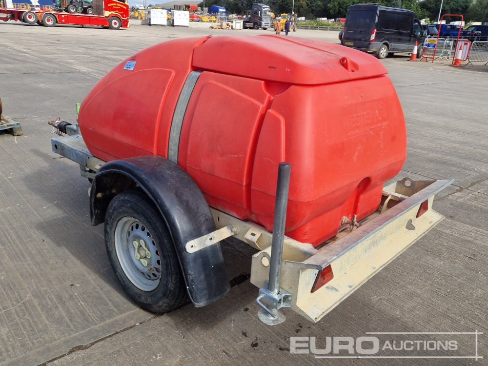 Western Single Axle Plastic Water Bowser - Storage tank: picture 3 Western Single Axle Plastic Water Bowser - Storage tank: picture 3