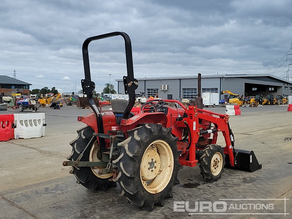 Yanmar YM2402D - Compact tractor: picture 5 Yanmar YM2402D - Compact tractor: picture 5