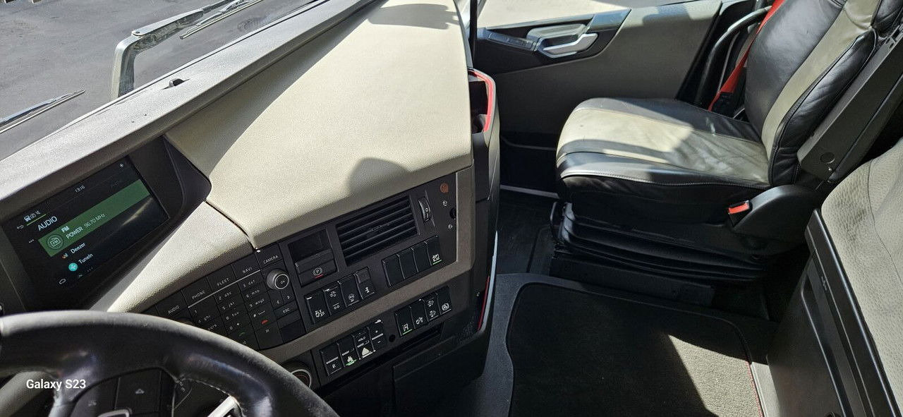 Volvo FH 460 - Tractor unit: picture 4 Volvo FH 460 - Tractor unit: picture 4