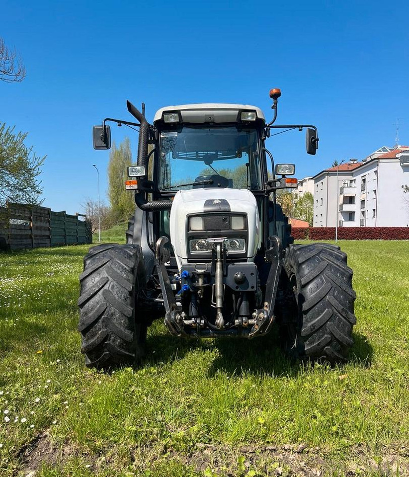 Trattore usato Lamborghini Spire 90.4 - 2015 - Farm tractor: picture 3 Trattore usato Lamborghini Spire 90.4 - 2015 - Farm tractor: picture 3