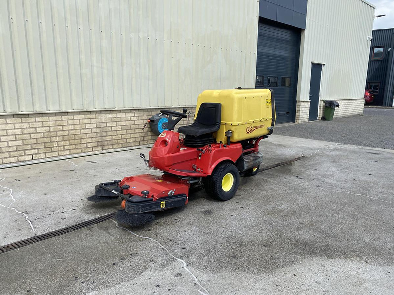 Gianni ferrari PG180, veegmachine - Road sweeper: picture 2 Gianni ferrari PG180, veegmachine - Road sweeper: picture 2