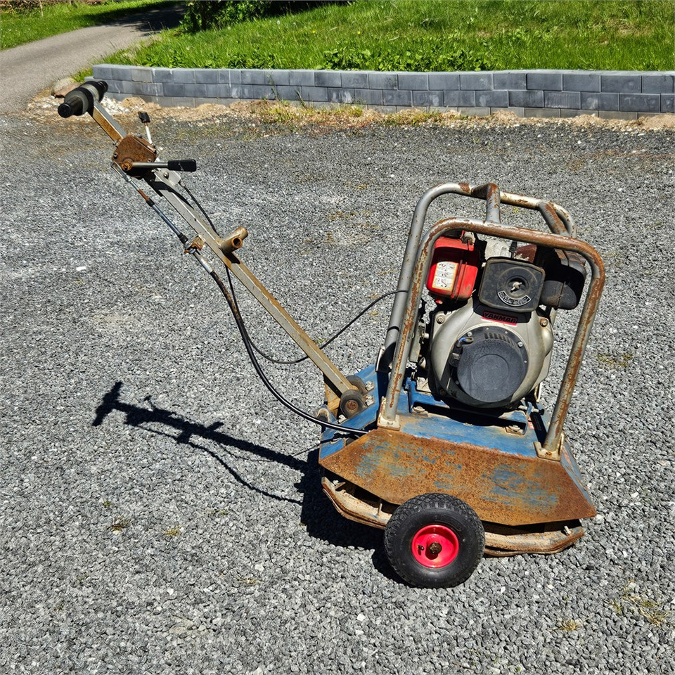 ABC AR 60 - Vibratory plate: picture 5 ABC AR 60 - Vibratory plate: picture 5