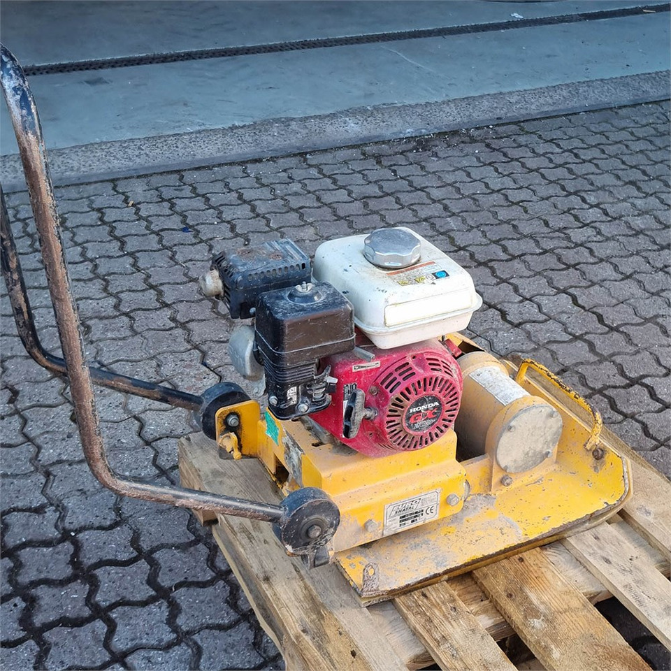 ABC P C1452 - Vibratory plate: picture 2 ABC P C1452 - Vibratory plate: picture 2