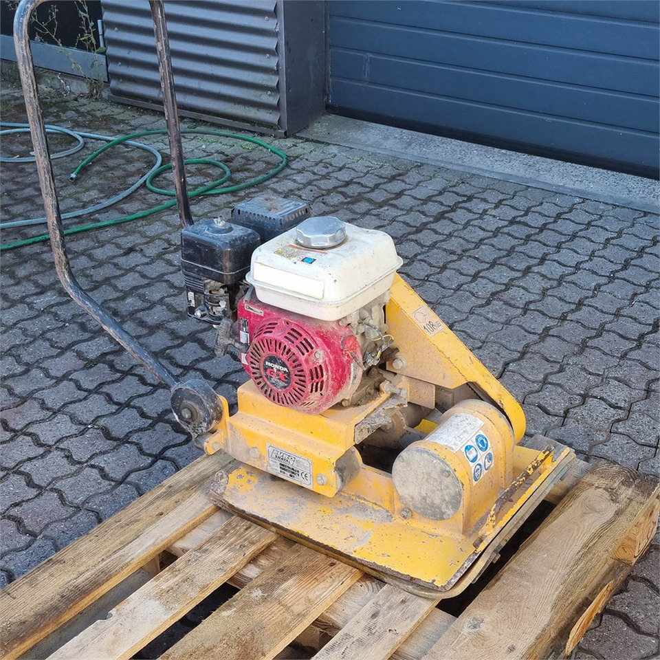 ABC P C1452 - Vibratory plate: picture 1 ABC P C1452 - Vibratory plate: picture 1