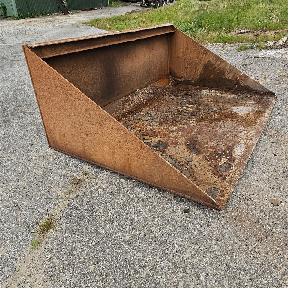 ABC Unknown - Loader bucket for Construction machinery: picture 1 ABC Unknown - Loader bucket for Construction machinery: picture 1