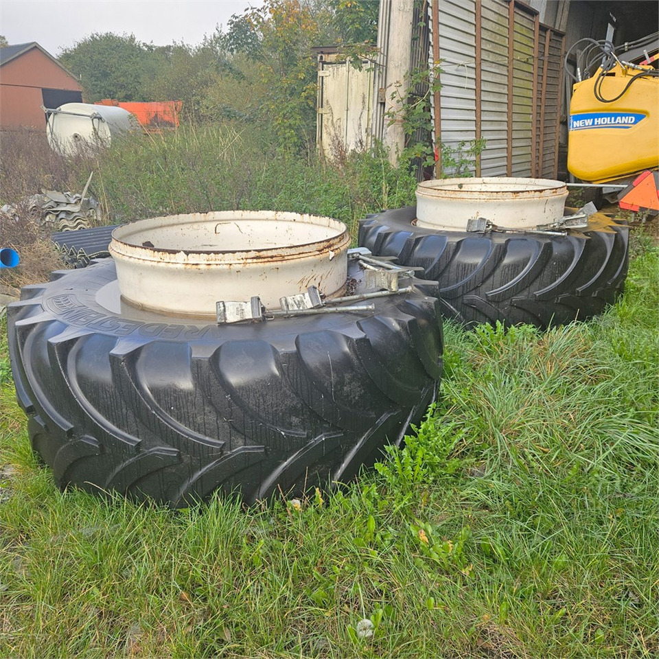 ABC Vredesten / TRAXION - Farm tractor: picture 1 ABC Vredesten / TRAXION - Farm tractor: picture 1