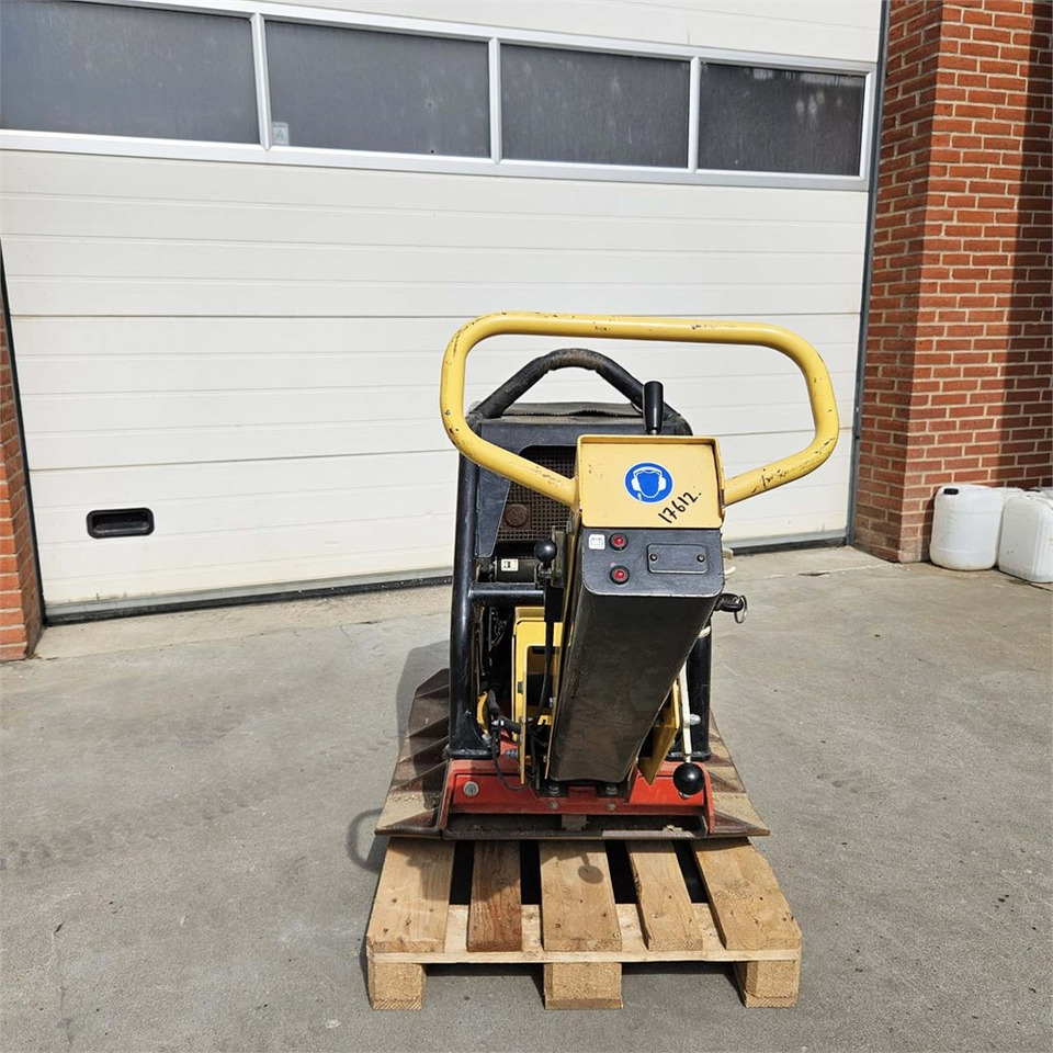Dynapac LG500 - Vibratory plate: picture 5 Dynapac LG500 - Vibratory plate: picture 5