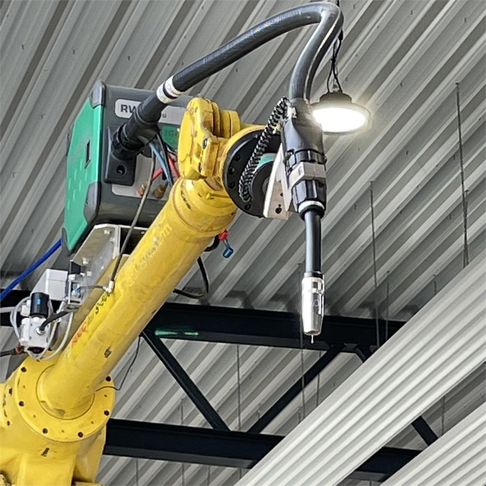 Fanuc Robot S-500 iB - Welding equipment: picture 3 Fanuc Robot S-500 iB - Welding equipment: picture 3