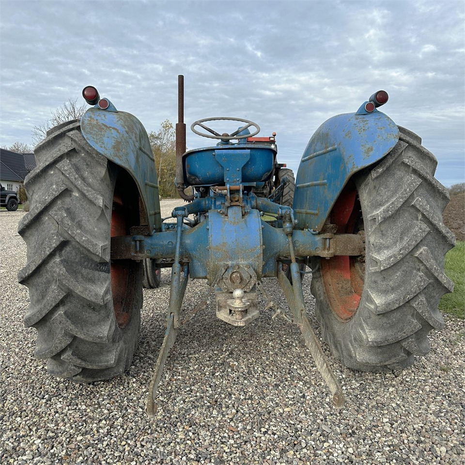 Ford Dexta T3 - Farm tractor: picture 5 Ford Dexta T3 - Farm tractor: picture 5