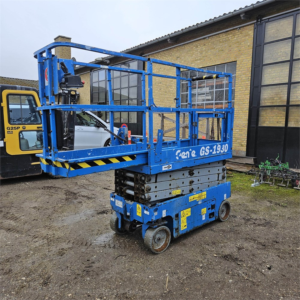 Genie GS 1930 - Scissor lift: picture 2 Genie GS 1930 - Scissor lift: picture 2