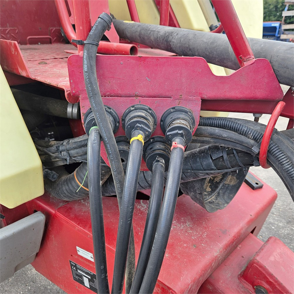 Sprayer Hardi CM 11: picture 45 Sprayer Hardi CM 11: picture 45
