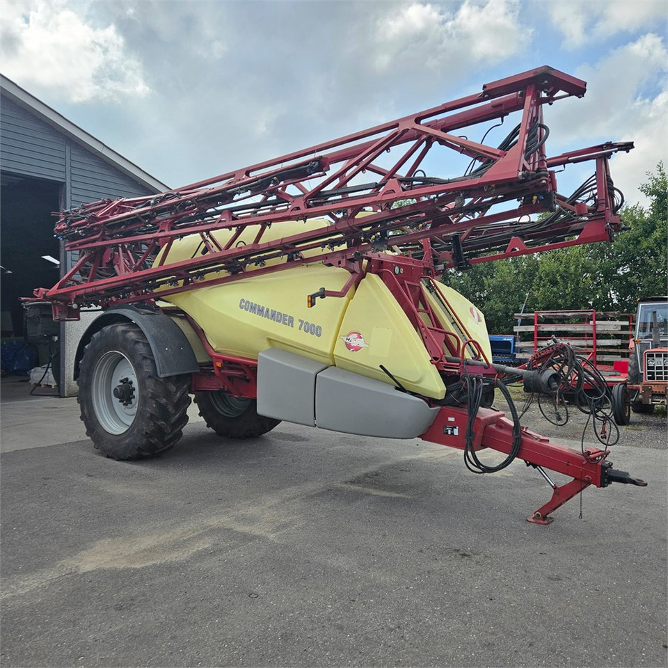 Sprayer Hardi CM 11: picture 10 Sprayer Hardi CM 11: picture 10