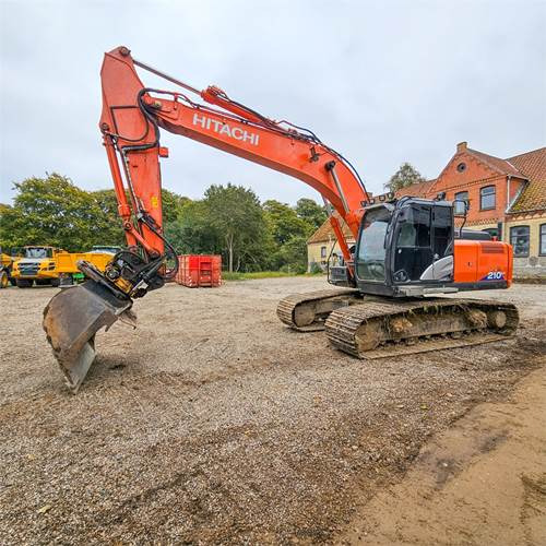 Hitachi ZX210 LC-6 - Crawler excavator: picture 3 Hitachi ZX210 LC-6 - Crawler excavator: picture 3