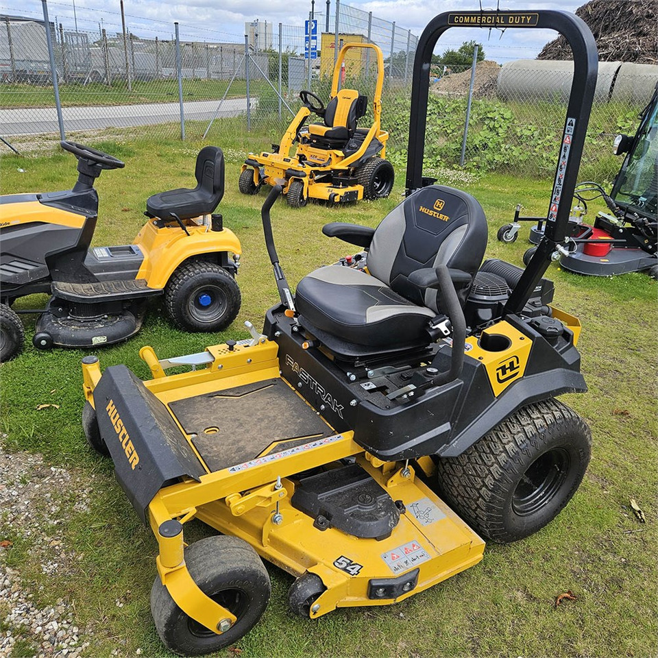 Hustler Fasttrack 54" - Garden mower: picture 1 Hustler Fasttrack 54" - Garden mower: picture 1