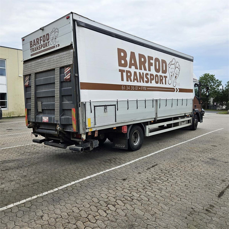 Iveco Eurocargo - Curtainsider truck: picture 3 Iveco Eurocargo - Curtainsider truck: picture 3