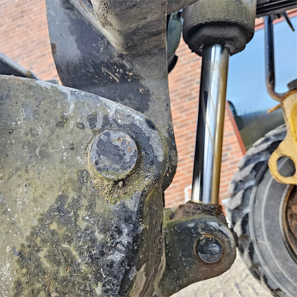 Telescopic handler JCB 520-40: picture 35