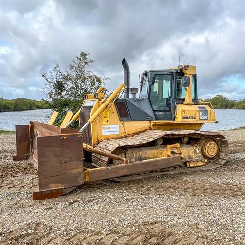 Komatsu D65 PX-15 EO - Bulldozer: picture 5 Komatsu D65 PX-15 EO - Bulldozer: picture 5