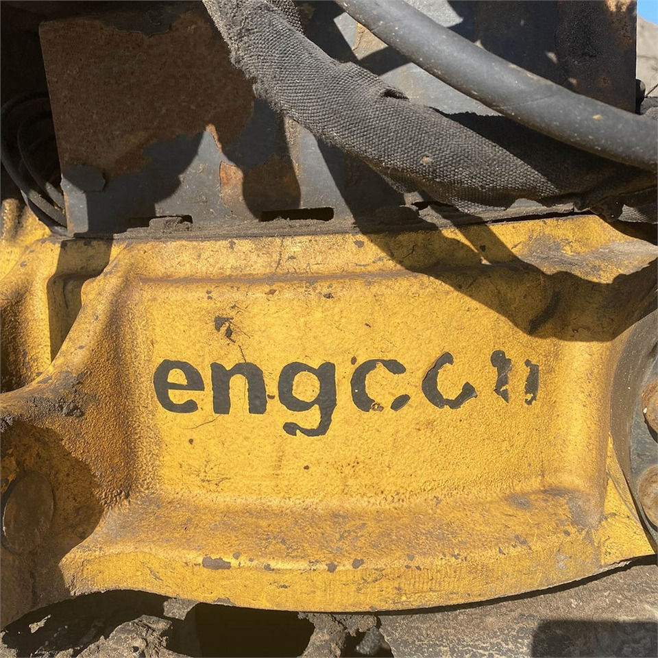 Crawler excavator Komatsu PC210 LC-8K: picture 8