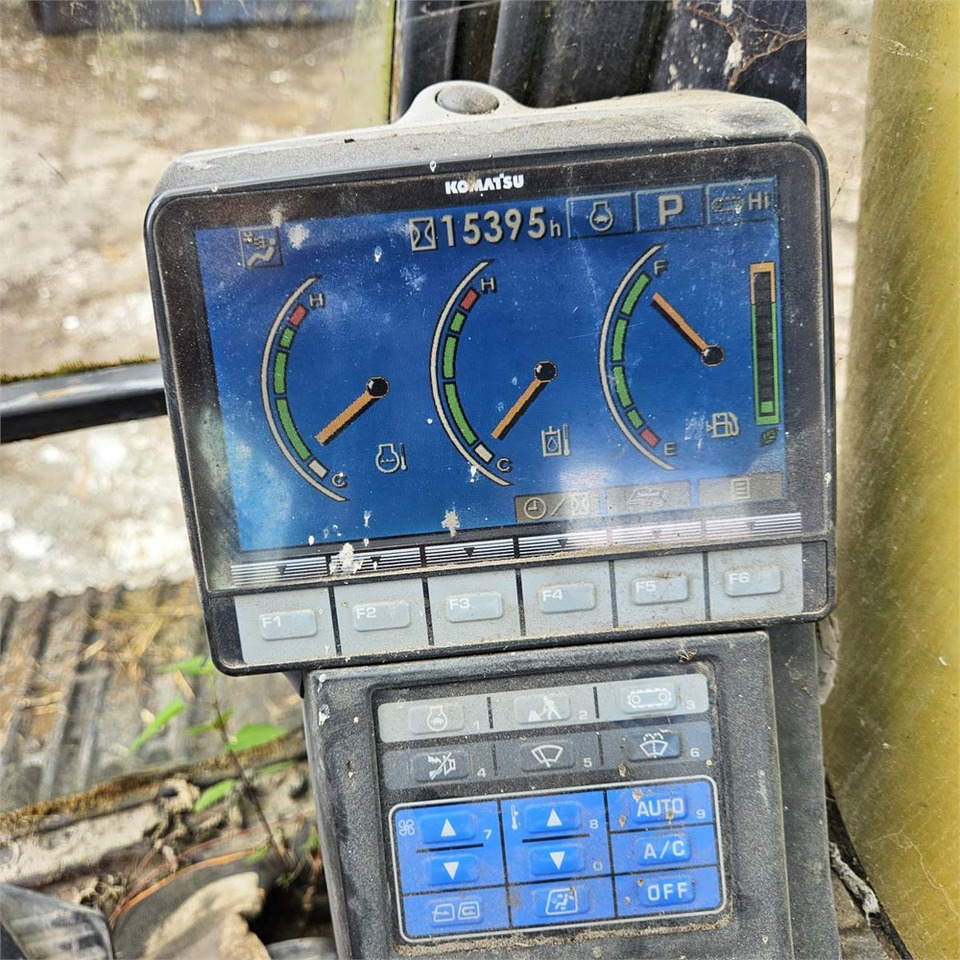 Crawler excavator Komatsu PC240LC-8: picture 13 Crawler excavator Komatsu PC240LC-8: picture 13