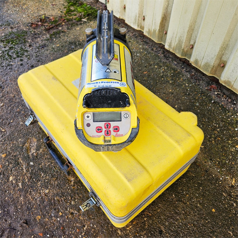 Leica 6775 - Construction equipment: picture 3 Leica 6775 - Construction equipment: picture 3