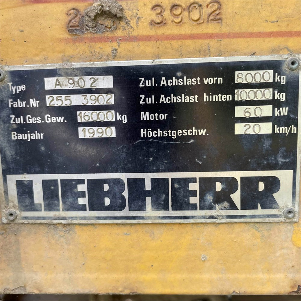Leasing of Liebherr A 902 Liebherr A 902: picture 24