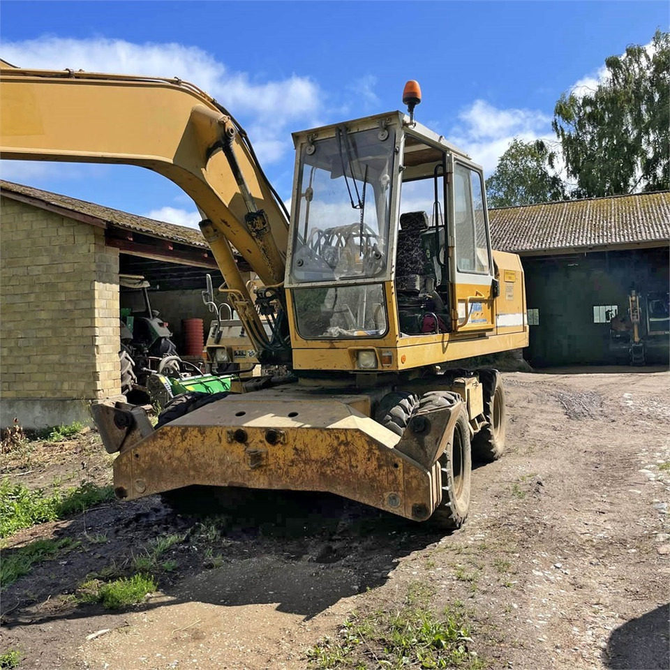 Leasing of Liebherr A 902 Liebherr A 902: picture 9