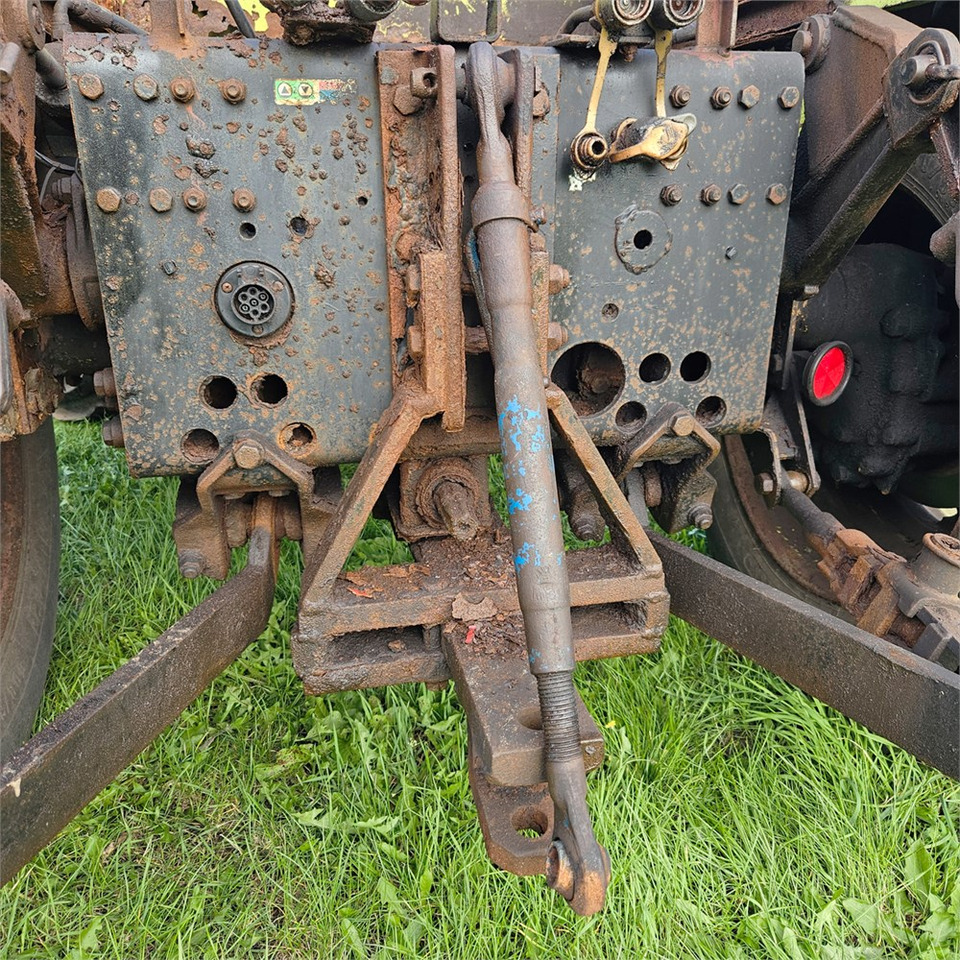 Farm tractor Mercedes Trac 900 Turbo: picture 36