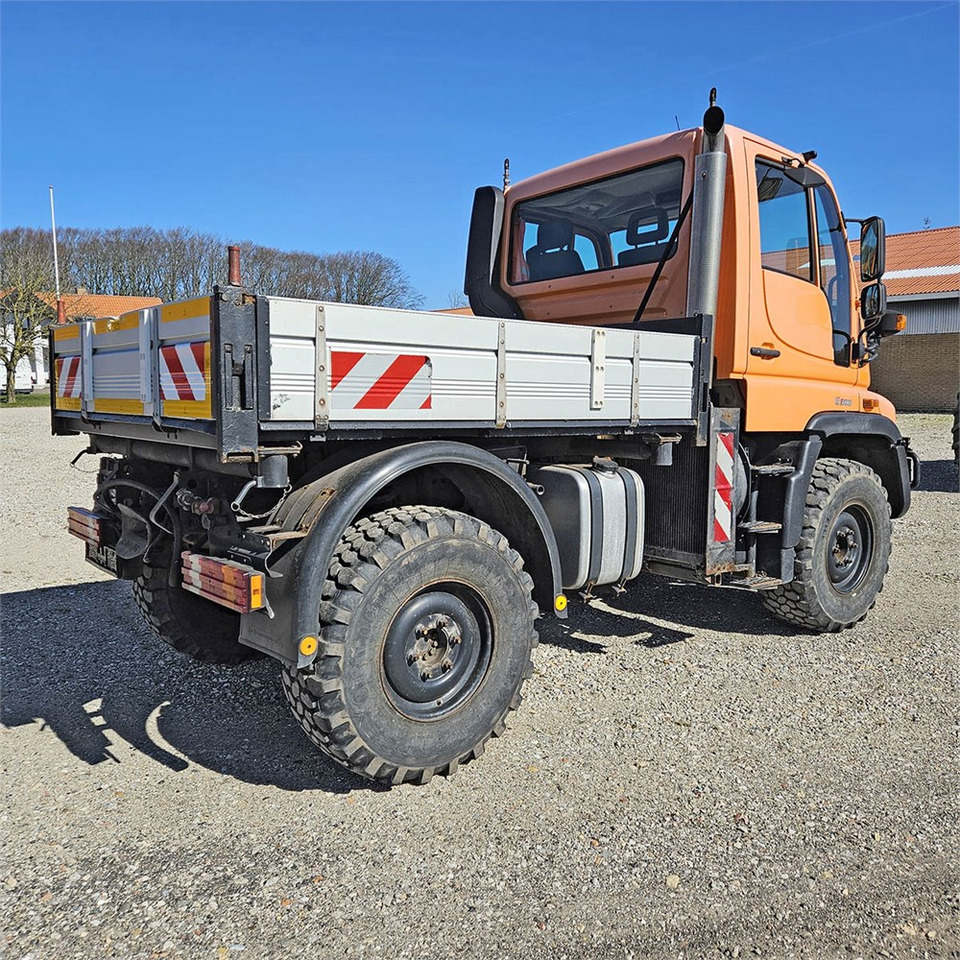 Mercedes U300 - Municipal/ Special vehicle: picture 3 Mercedes U300 - Municipal/ Special vehicle: picture 3