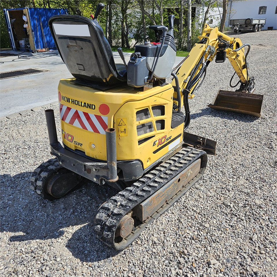 New Holland E10 SR - Mini excavator: picture 3 New Holland E10 SR - Mini excavator: picture 3