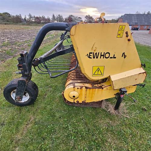 New Holland FX40 - Harvester: picture 3 New Holland FX40 - Harvester: picture 3