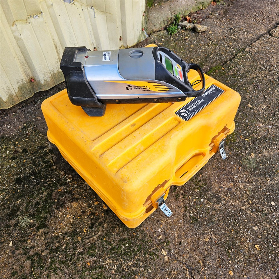 Spectra Dialgrade - Construction equipment: picture 1 Spectra Dialgrade - Construction equipment: picture 1