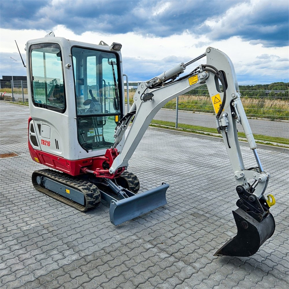 Leasing of Takeuchi TB216 Takeuchi TB216: picture 6
